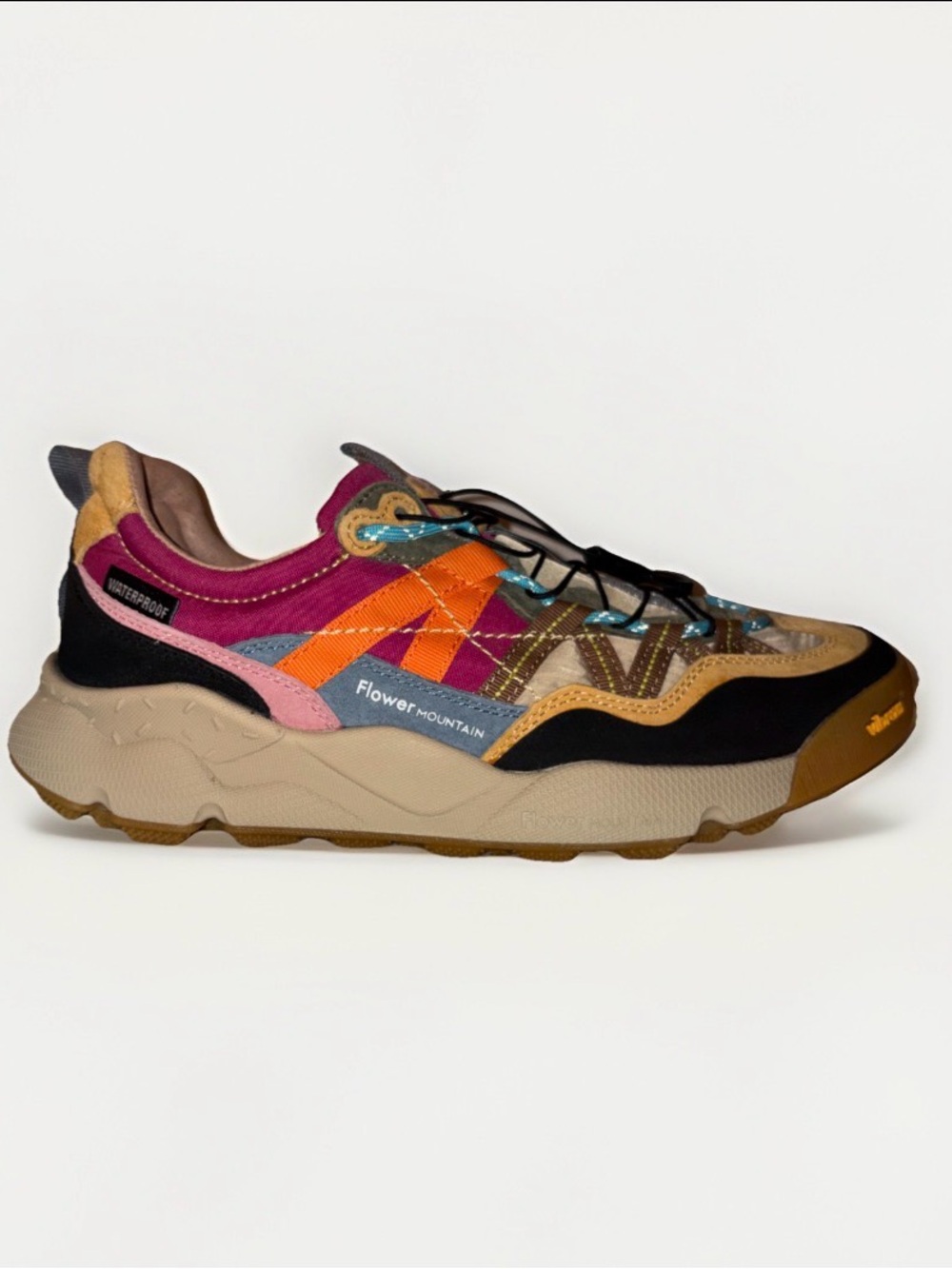 NWT Flower Mountain Iwano 2 Waterproof Hiking Shoe in Black-Dark Grey
